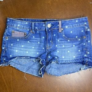 334 - Womans USA Flag Shorts - Shorty